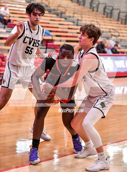 Thumbnail 2 in Capistrano Valley vs. Oak Hills (Nike Extravaganza) photogallery.