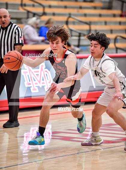 Thumbnail 3 in Capistrano Valley vs. Oak Hills (Nike Extravaganza) photogallery.
