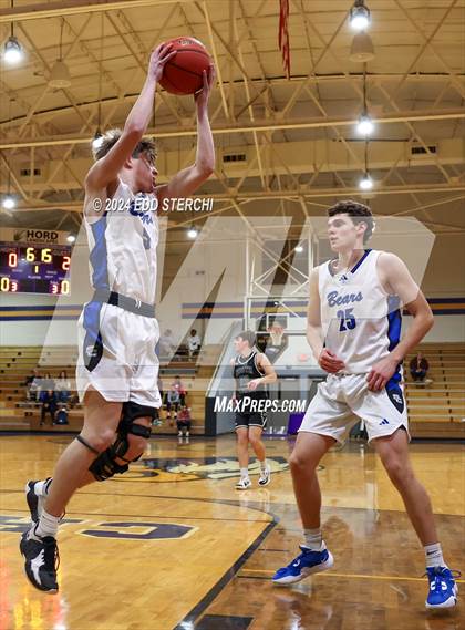 Thumbnail 3 in Spencer County vs South Oldham (Campbellsville) photogallery.