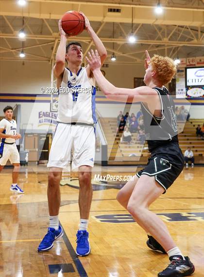 Thumbnail 3 in Spencer County vs South Oldham (Campbellsville) photogallery.