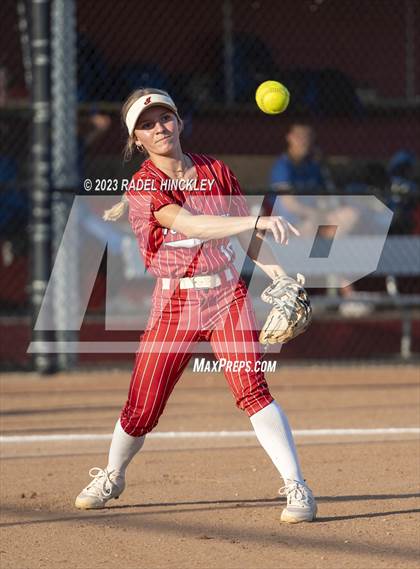 Thumbnail 1 in Central @ Fort Osage photogallery.