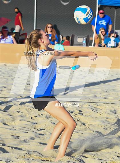 Thumbnail 2 in Salpointe Catholic vs. Valley Christian (AIA Division II Final)  photogallery.