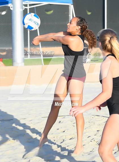 Thumbnail 3 in Salpointe Catholic vs. Valley Christian (AIA Division II Final)  photogallery.