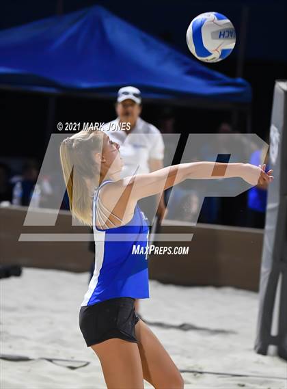 Thumbnail 3 in Salpointe Catholic vs. Valley Christian (AIA Division II Final)  photogallery.