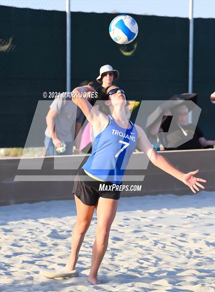 Thumbnail 3 in Salpointe Catholic vs. Valley Christian (AIA Division II Final)  photogallery.