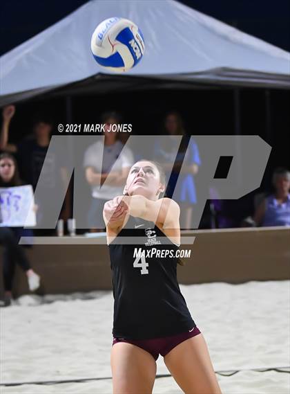 Thumbnail 1 in Salpointe Catholic vs. Valley Christian (AIA Division II Final)  photogallery.
