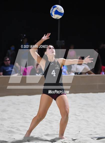 Thumbnail 1 in Salpointe Catholic vs. Valley Christian (AIA Division II Final)  photogallery.