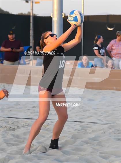 Thumbnail 2 in Salpointe Catholic vs. Valley Christian (AIA Division II Final)  photogallery.