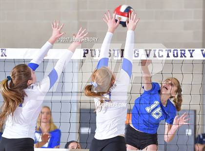 Thumbnail 1 in Presentation vs. Rancho Bernardo (CIF State D4 Final) photogallery.