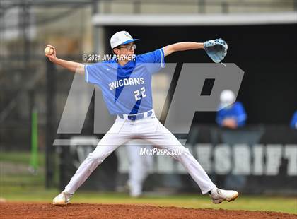 Thumbnail 2 in New Braunfels vs. Vandegrift (Hill Country Classic) photogallery.