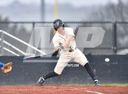 Thumbnail 3 in New Braunfels vs. Vandegrift (Hill Country Classic) photogallery.