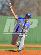 Photo from the gallery "Newkirk @ Perry"