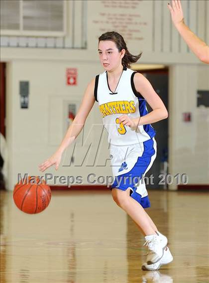 Thumbnail 2 in Maxwell vs. Live Oak photogallery.