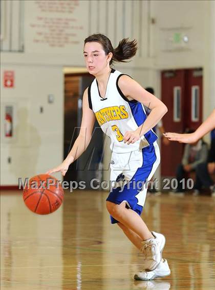 Thumbnail 2 in Maxwell vs. Live Oak photogallery.