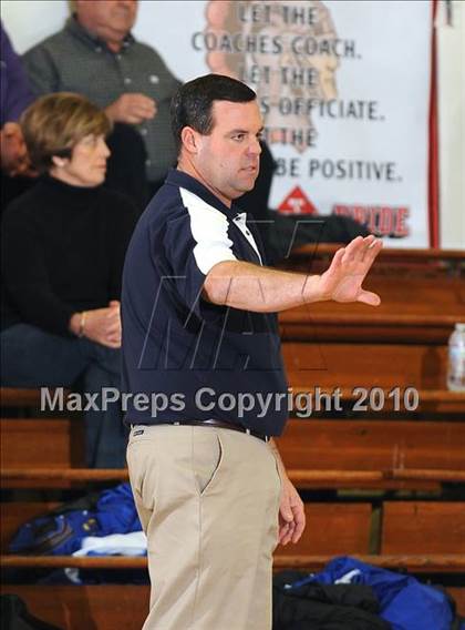 Thumbnail 1 in Maxwell vs. Live Oak photogallery.