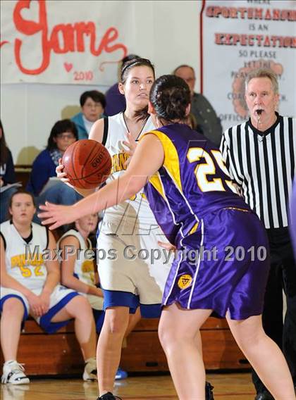 Thumbnail 3 in Maxwell vs. Live Oak photogallery.