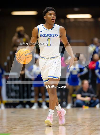 Thumbnail 3 in Grayson vs McEachern (GHSA 7A State Championship) photogallery.