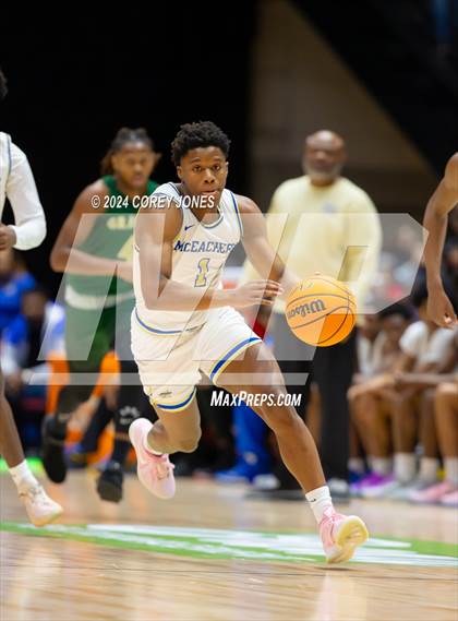 Thumbnail 3 in Grayson vs McEachern (GHSA 7A State Championship) photogallery.