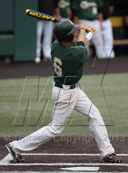 Thumbnail 2 in Carroll vs. Mill Valley (KSHSAA 5A Semifinal) photogallery.