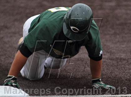 Thumbnail 2 in Carroll vs. Mill Valley (KSHSAA 5A Semifinal) photogallery.