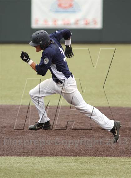 Thumbnail 1 in Carroll vs. Mill Valley (KSHSAA 5A Semifinal) photogallery.