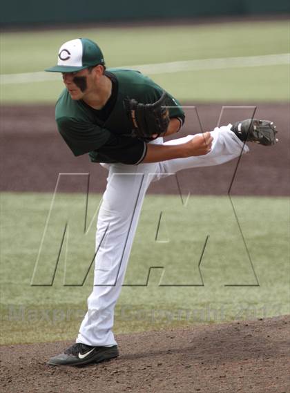 Thumbnail 3 in Carroll vs. Mill Valley (KSHSAA 5A Semifinal) photogallery.