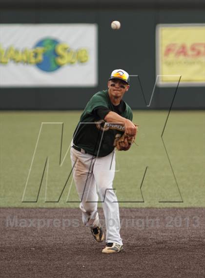 Thumbnail 1 in Carroll vs. Mill Valley (KSHSAA 5A Semifinal) photogallery.