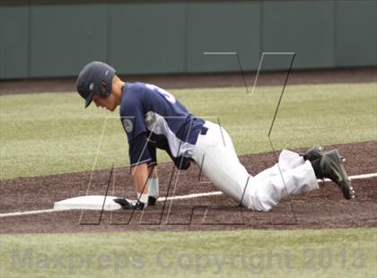 Thumbnail 2 in Carroll vs. Mill Valley (KSHSAA 5A Semifinal) photogallery.
