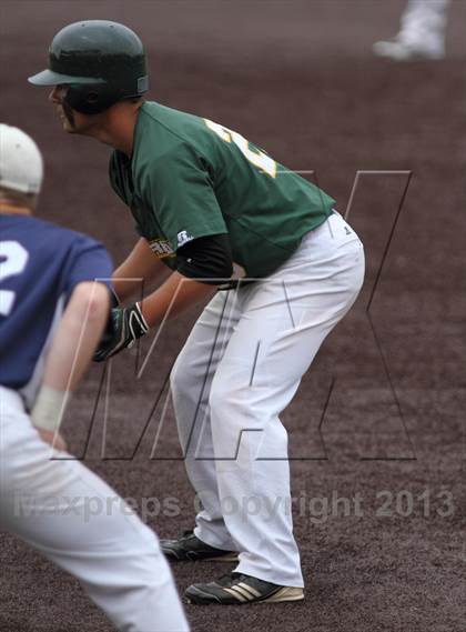 Thumbnail 3 in Carroll vs. Mill Valley (KSHSAA 5A Semifinal) photogallery.