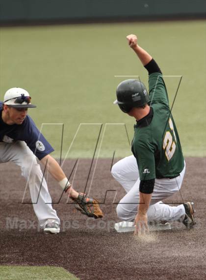 Thumbnail 1 in Carroll vs. Mill Valley (KSHSAA 5A Semifinal) photogallery.