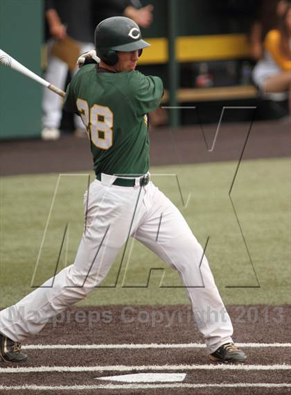Thumbnail 2 in Carroll vs. Mill Valley (KSHSAA 5A Semifinal) photogallery.