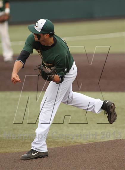 Thumbnail 3 in Carroll vs. Mill Valley (KSHSAA 5A Semifinal) photogallery.