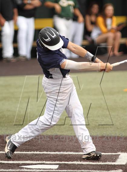 Thumbnail 2 in Carroll vs. Mill Valley (KSHSAA 5A Semifinal) photogallery.