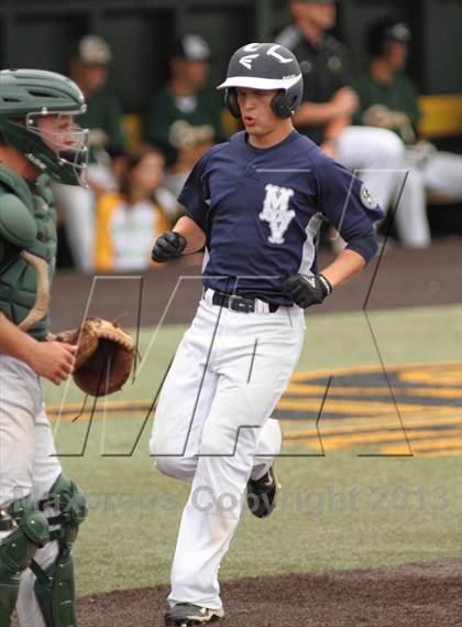 Thumbnail 2 in Carroll vs. Mill Valley (KSHSAA 5A Semifinal) photogallery.