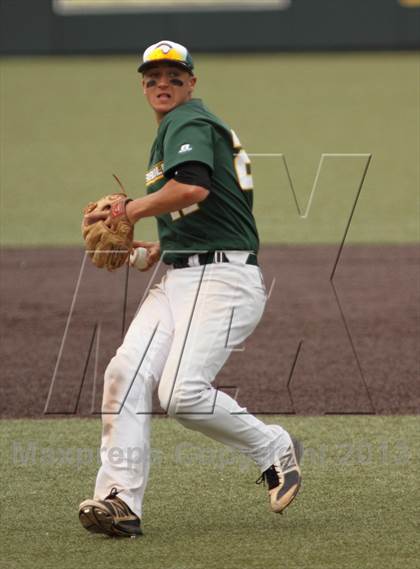 Thumbnail 3 in Carroll vs. Mill Valley (KSHSAA 5A Semifinal) photogallery.