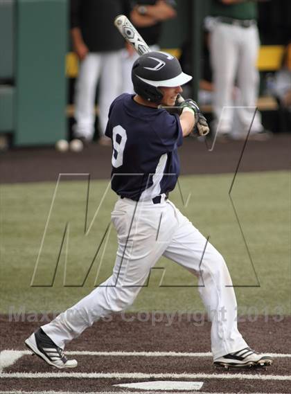 Thumbnail 2 in Carroll vs. Mill Valley (KSHSAA 5A Semifinal) photogallery.