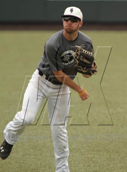 Thumbnail 1 in Carroll vs. Mill Valley (KSHSAA 5A Semifinal) photogallery.
