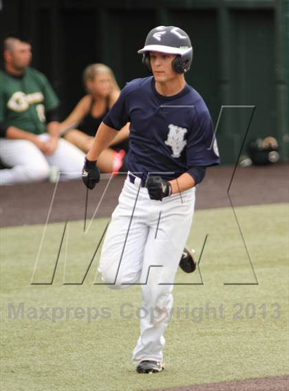 Thumbnail 2 in Carroll vs. Mill Valley (KSHSAA 5A Semifinal) photogallery.