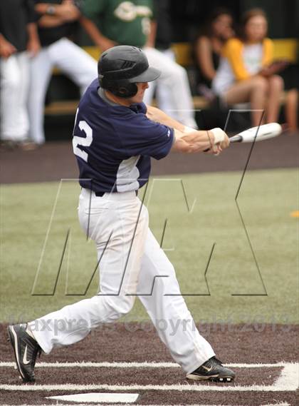Thumbnail 2 in Carroll vs. Mill Valley (KSHSAA 5A Semifinal) photogallery.