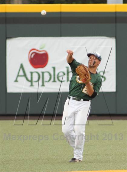 Thumbnail 3 in Carroll vs. Mill Valley (KSHSAA 5A Semifinal) photogallery.