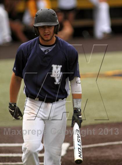 Thumbnail 3 in Carroll vs. Mill Valley (KSHSAA 5A Semifinal) photogallery.