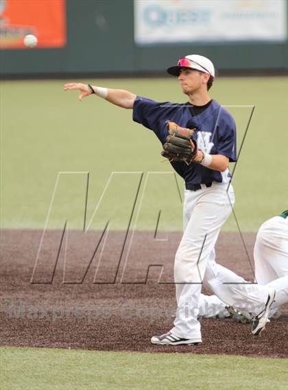 Thumbnail 3 in Carroll vs. Mill Valley (KSHSAA 5A Semifinal) photogallery.