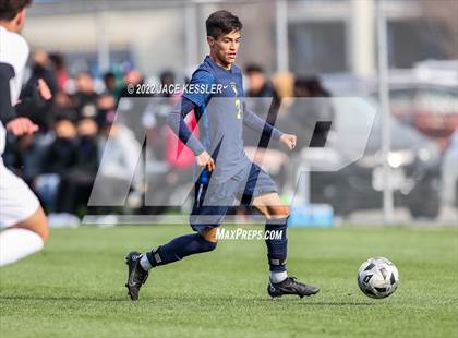 Thumbnail 3 in Birmingham vs. Chavez (CIF-LA Div-1 Semifinal) photogallery.