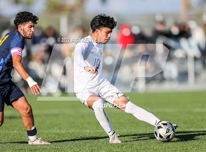 Thumbnail 1 in Birmingham vs. Chavez (CIF-LA Div-1 Semifinal) photogallery.