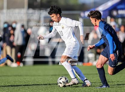 Thumbnail 2 in Birmingham vs. Chavez (CIF-LA Div-1 Semifinal) photogallery.