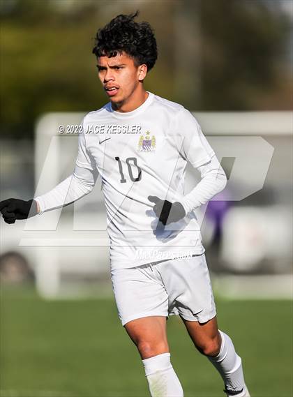 Thumbnail 1 in Birmingham vs. Chavez (CIF-LA Div-1 Semifinal) photogallery.