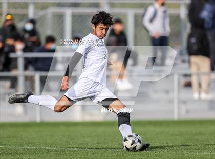 Thumbnail 2 in Birmingham vs. Chavez (CIF-LA Div-1 Semifinal) photogallery.