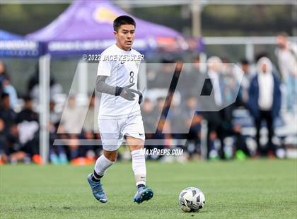 Thumbnail 2 in Birmingham vs. Chavez (CIF-LA Div-1 Semifinal) photogallery.