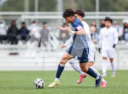 Thumbnail 1 in Birmingham vs. Chavez (CIF-LA Div-1 Semifinal) photogallery.