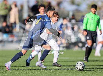 Thumbnail 1 in Birmingham vs. Chavez (CIF-LA Div-1 Semifinal) photogallery.